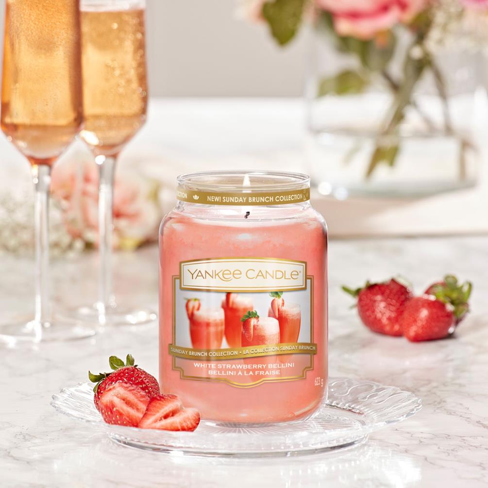 Yankee Candle White Strawberry Bellini Large Jar Extra Image 1